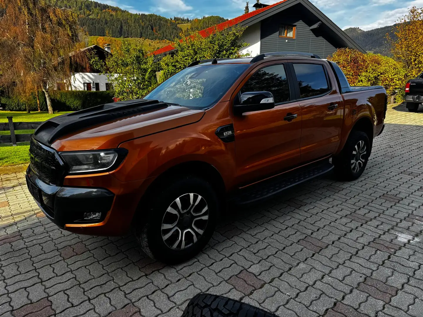 Ford Ranger Ranger Doppelkabine Wildtrak 4x4 3,2 TDCi Aut. Wil Orange - 1