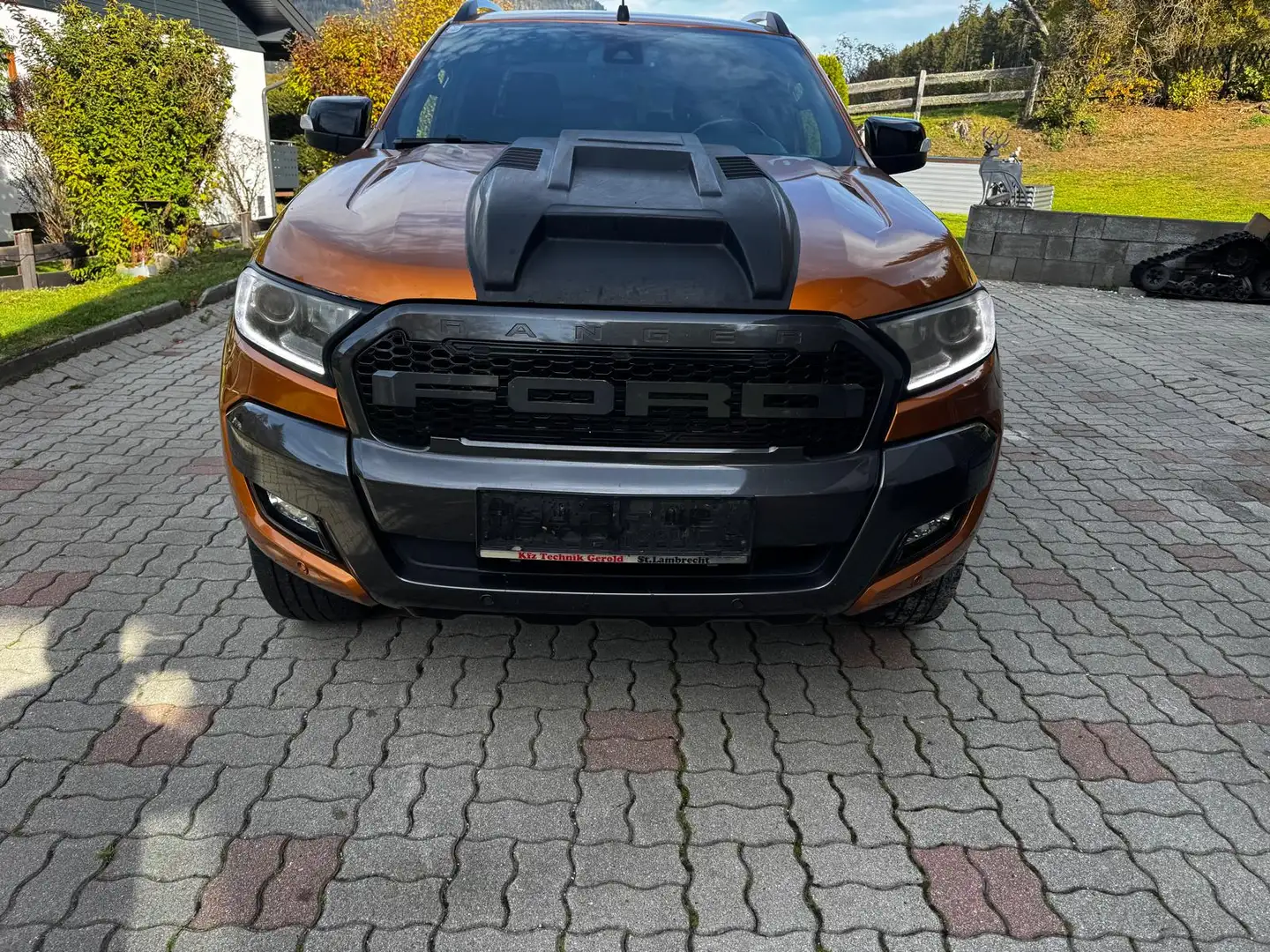 Ford Ranger Ranger Doppelkabine Wildtrak 4x4 3,2 TDCi Aut. Wil Orange - 2