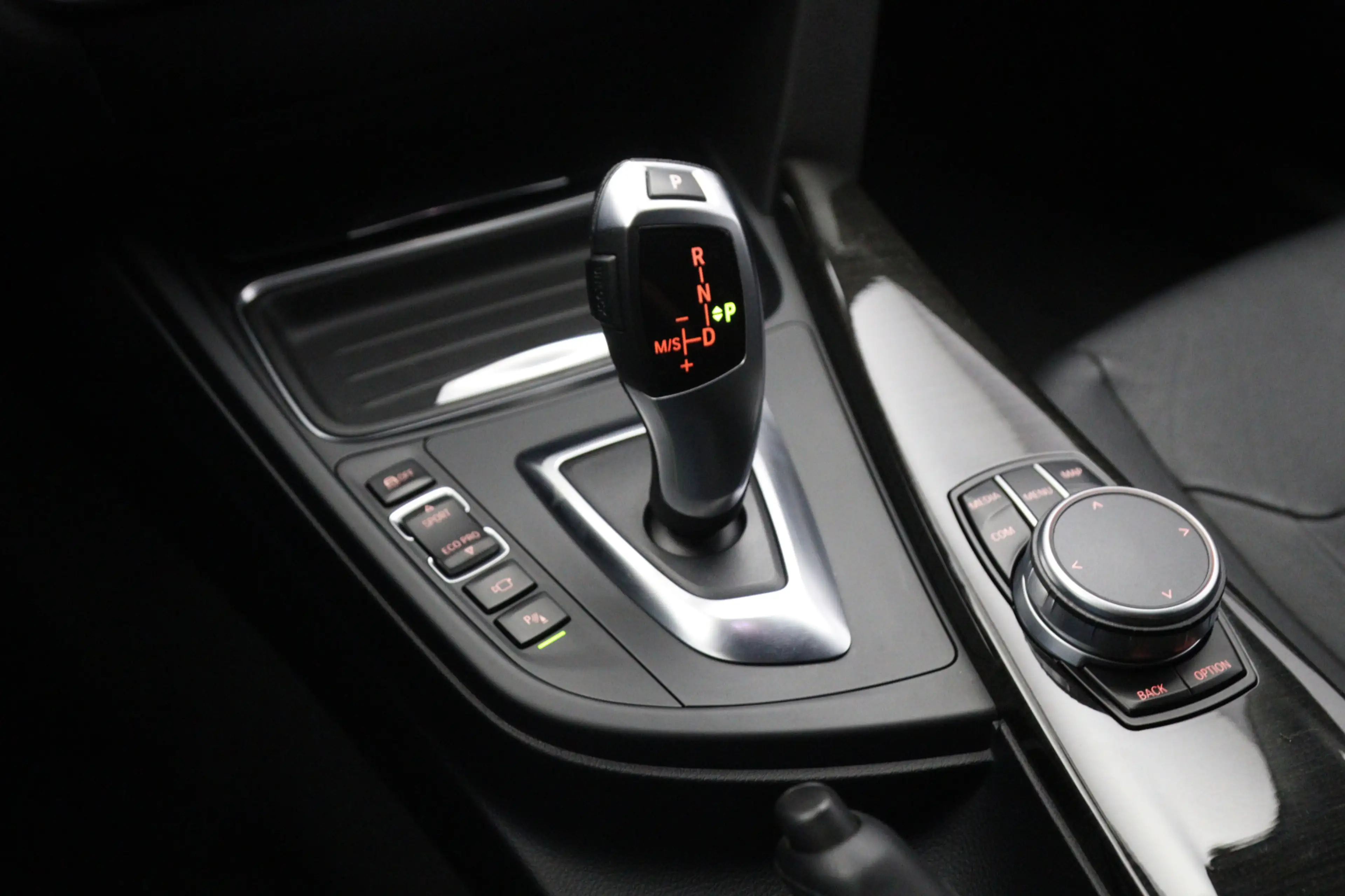 BMW 328 3-serie Touring 328i xDrive 245 PK High Executive — photo 13