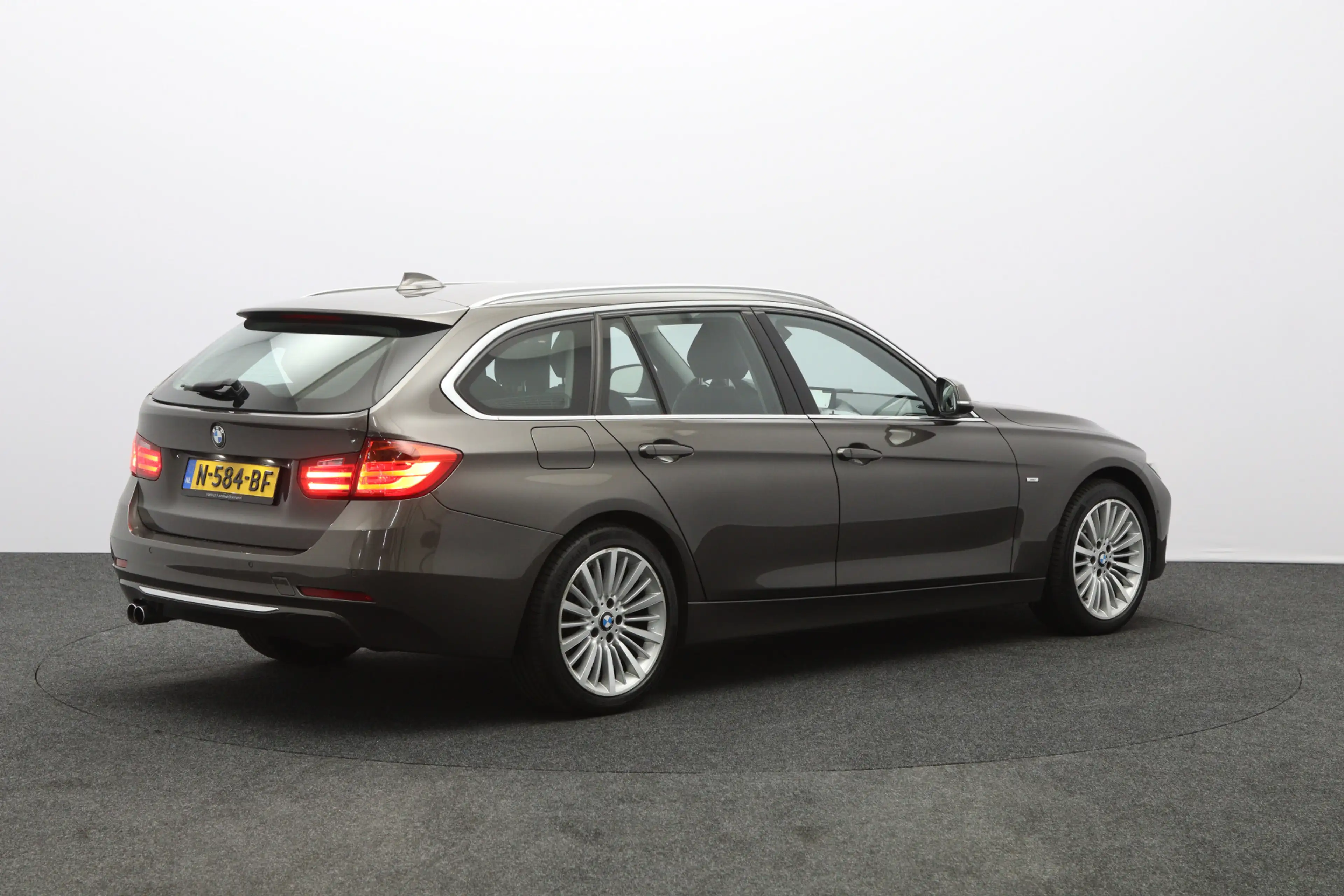 BMW 328 3-serie Touring 328i xDrive 245 PK High Executive — photo 10