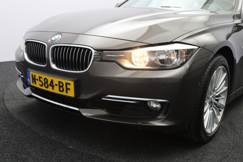 BMW 328 3-serie Touring 328i xDrive 245 PK High Executive — photo 18