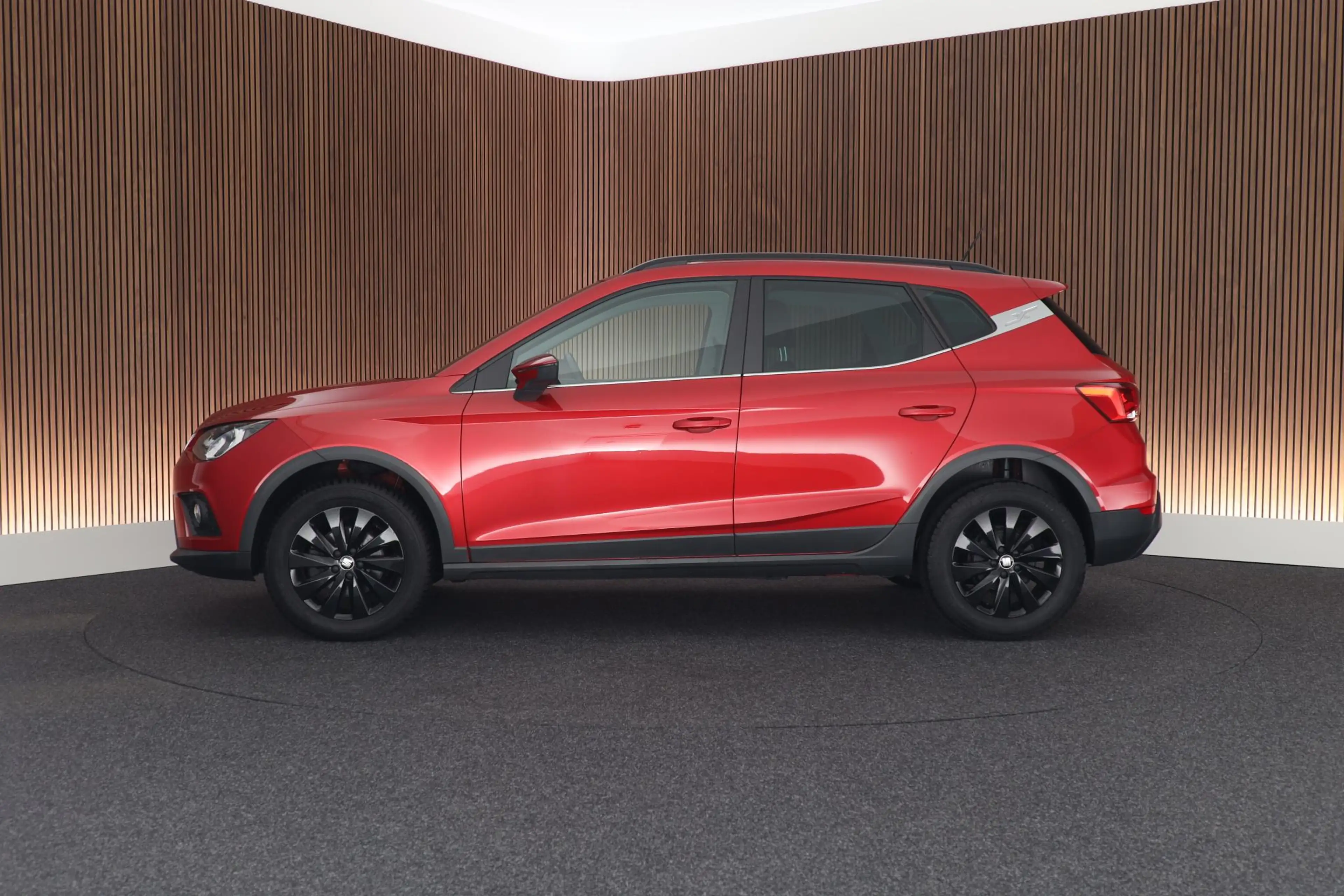 SEAT Arona 1.0 TSI 95pk Style Launch Edition Navigatie Climat — photo 4