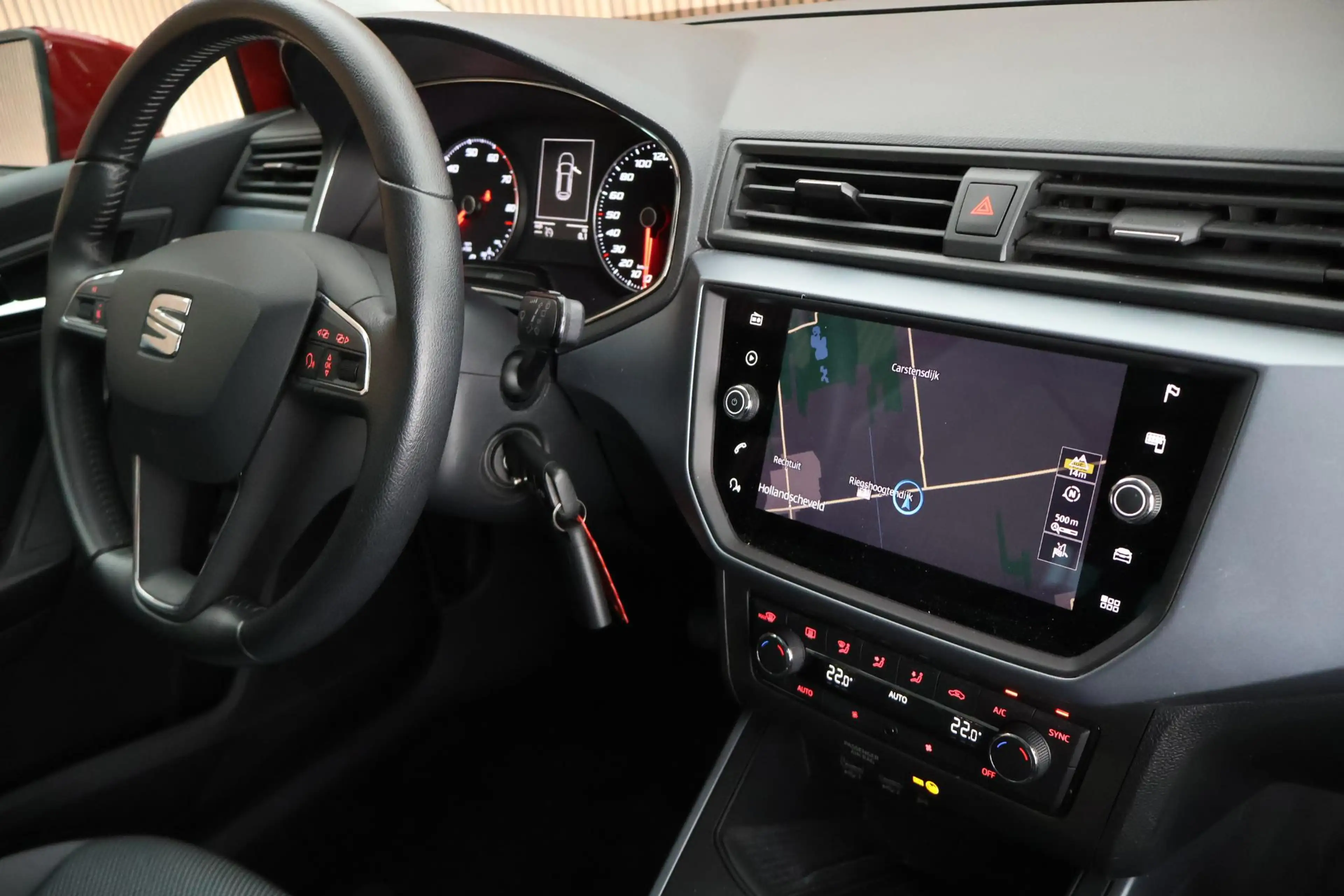 SEAT Arona 1.0 TSI 95pk Style Launch Edition Navigatie Climat — photo 3