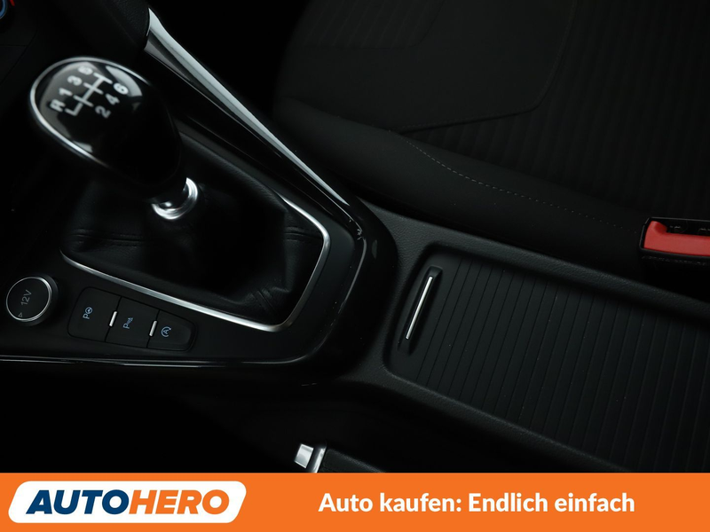 Ford Focus 1.0 EcoBoost Titanium*TEMPO*PDC*SHZ*LIM*ALU* — photo 24