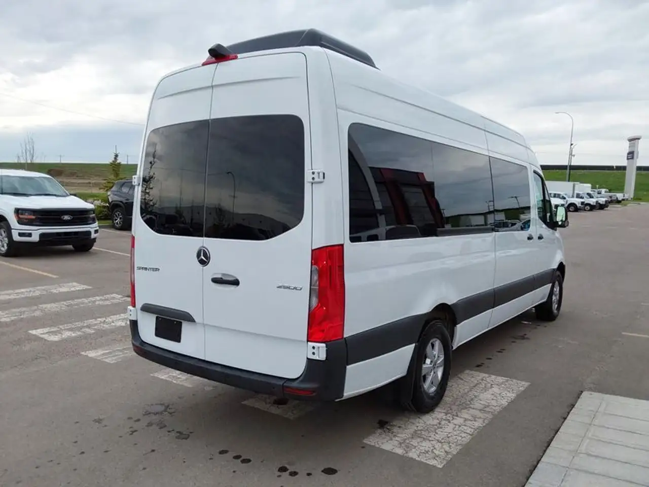 Mercedes-Benz Sprinter снимка Mercedes-Benz Sprinter