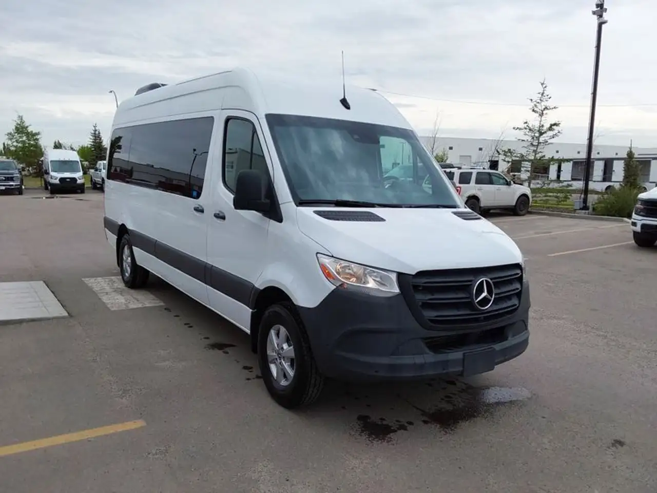 Mercedes-Benz Sprinter снимка Mercedes-Benz Sprinter