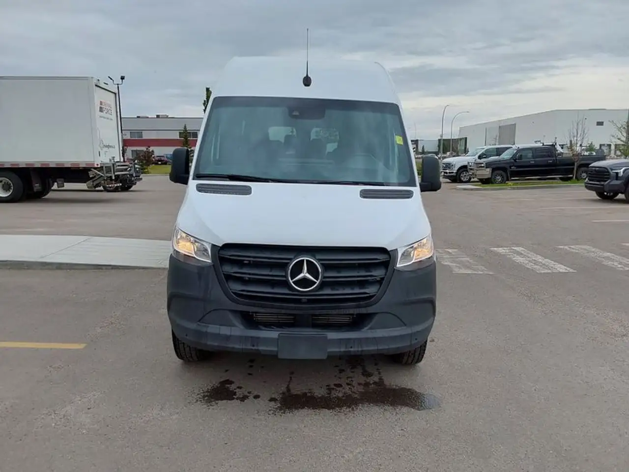 Mercedes-Benz Sprinter снимка Mercedes-Benz Sprinter