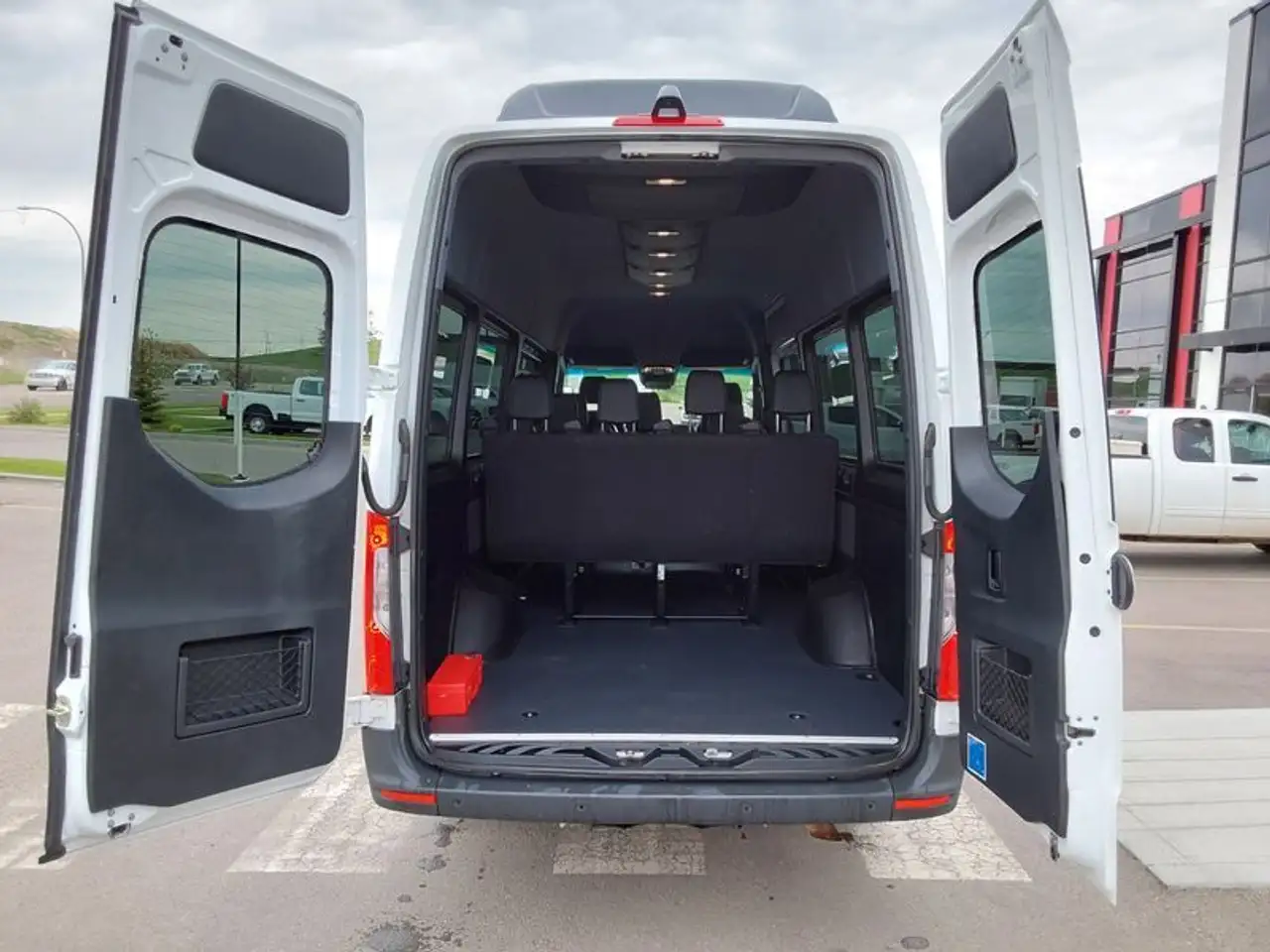 Mercedes-Benz Sprinter снимка Mercedes-Benz Sprinter