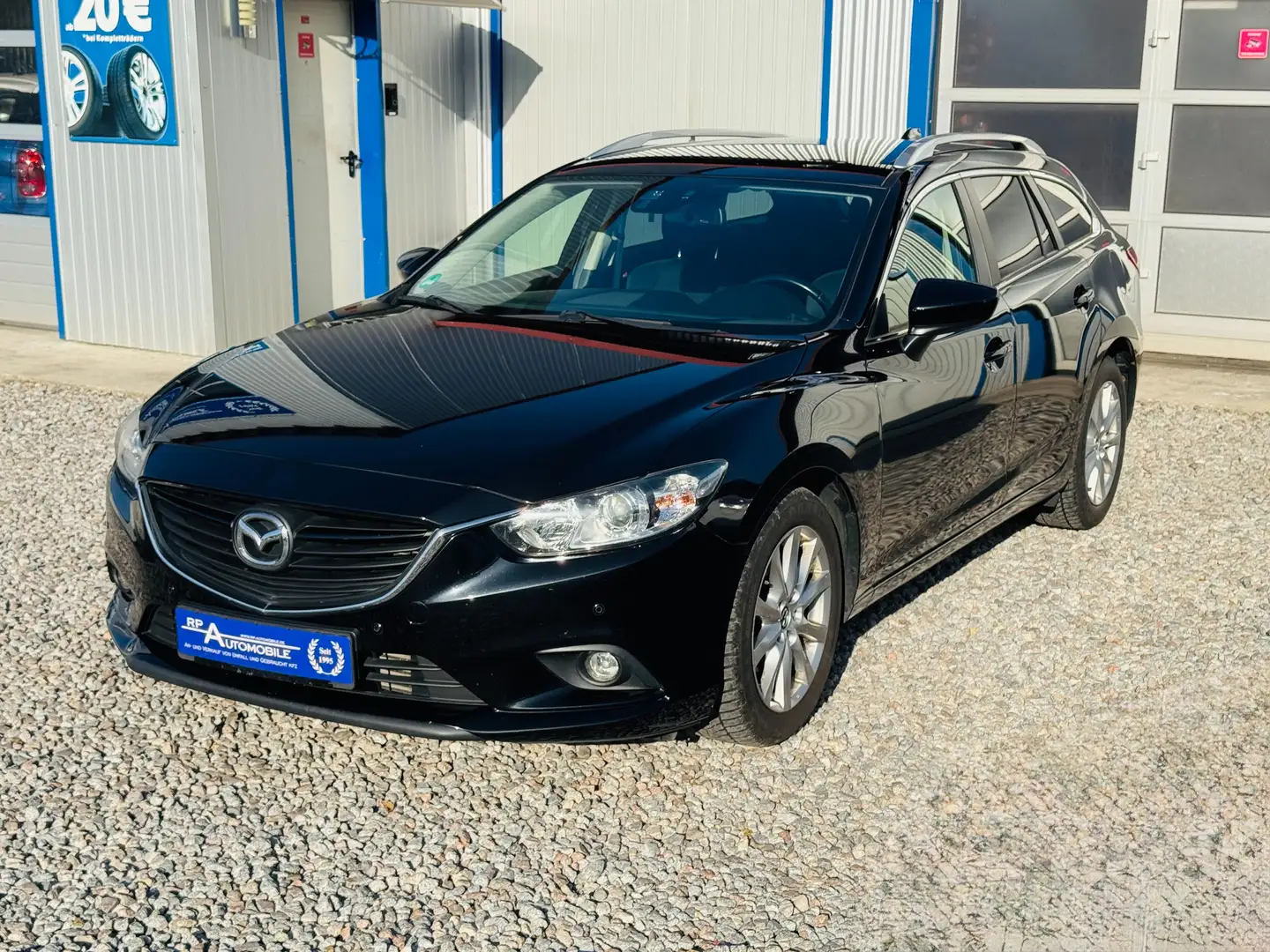 Mazda 6 Center-Line 2.2 Kombi PDC NAVI SITZHZG KLIMAAUT Schwarz - 2