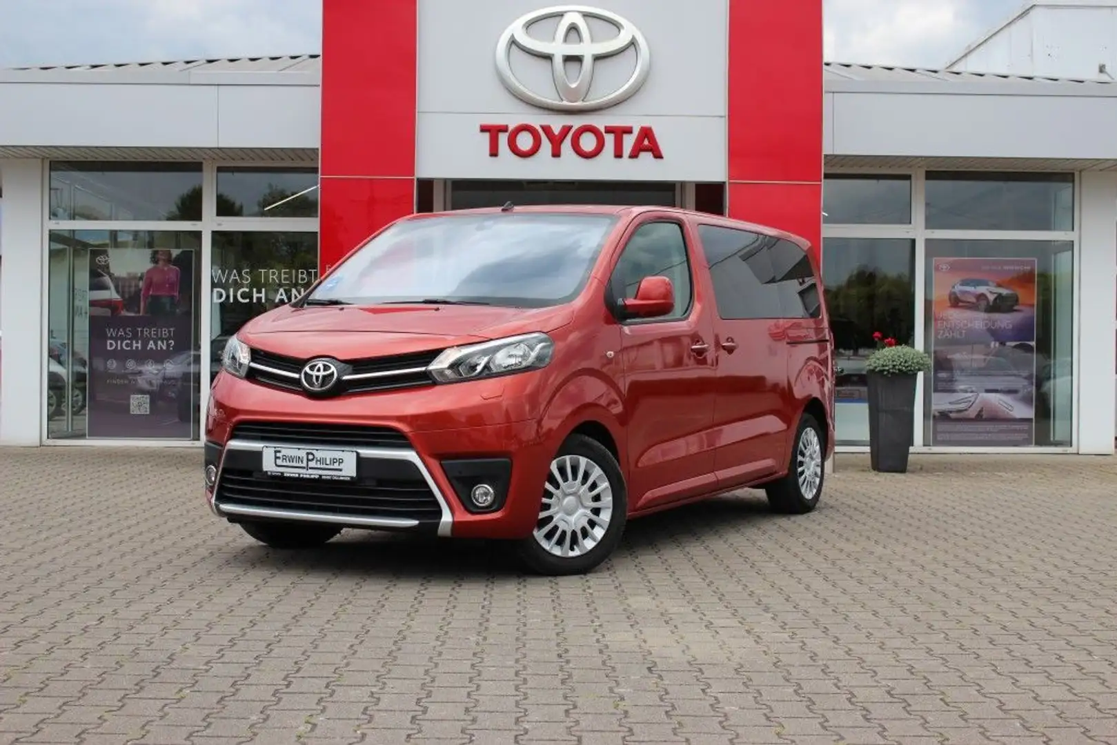 Toyota Proace Verso L1 2.0 Automatik *20.160 Euro Netto* Orange - 1