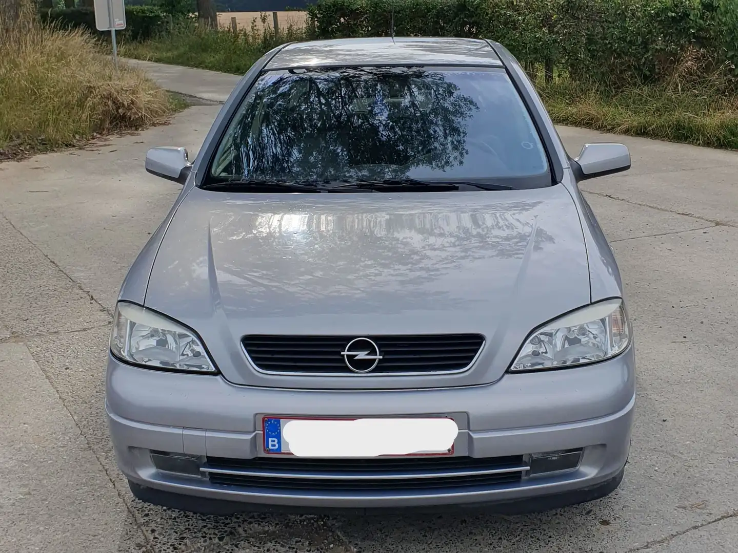 Opel Astra 1.6i XE 16v Comfort Grau - 2