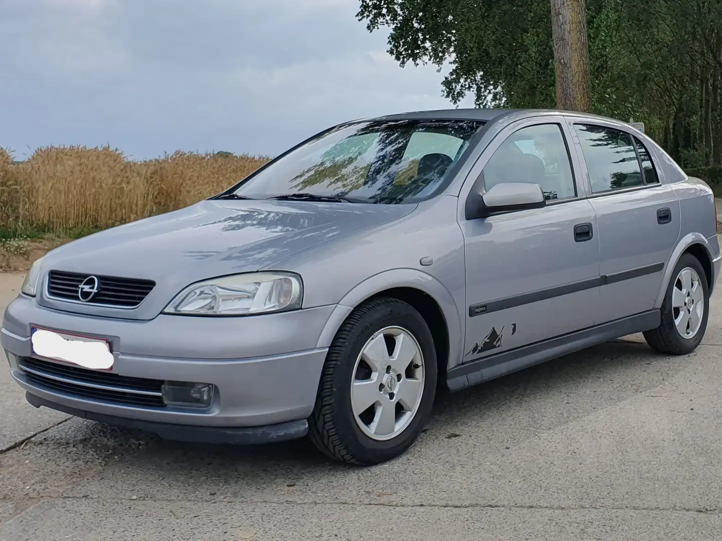 Opel Astra 1.6i XE 16v Comfort Gris - 1