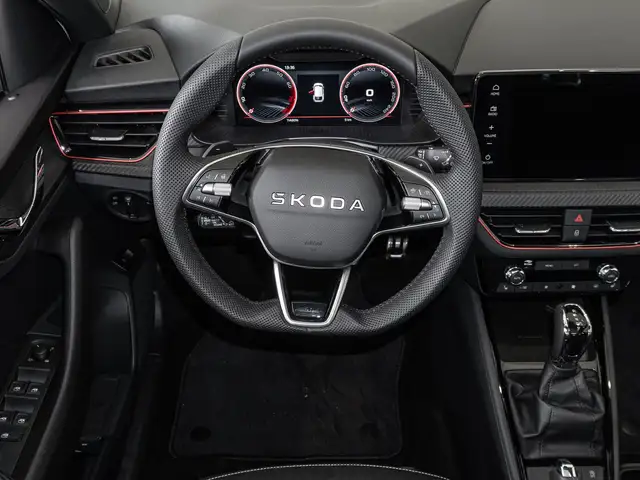 Skoda Scala view 10
