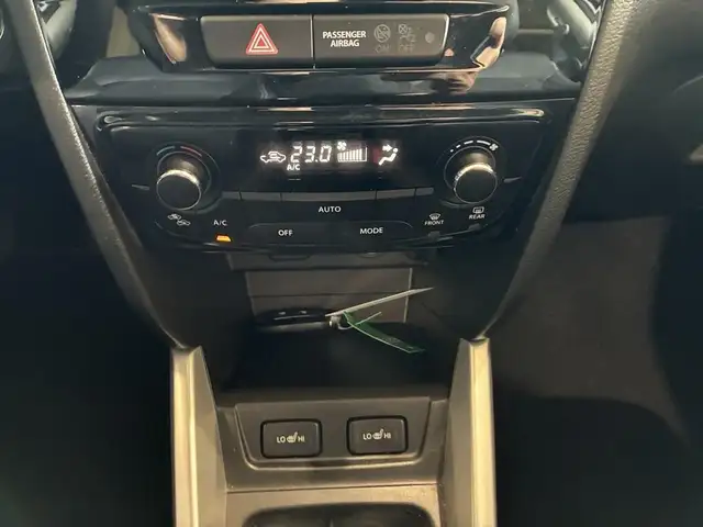 Suzuki Vitara view 11