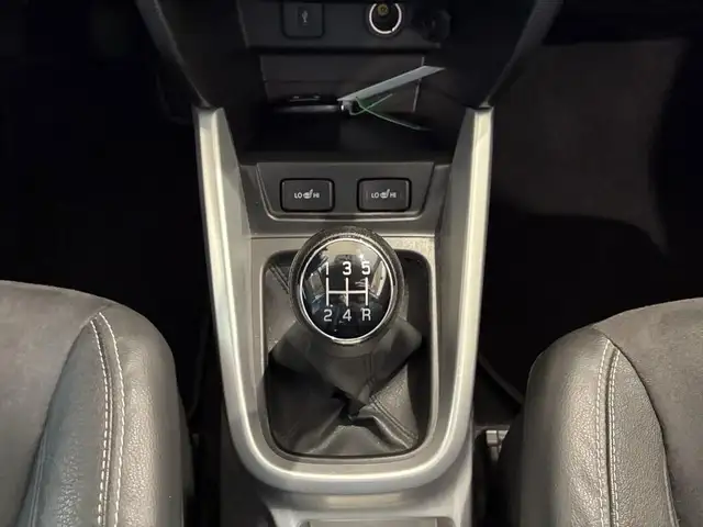 Suzuki Vitara view 12