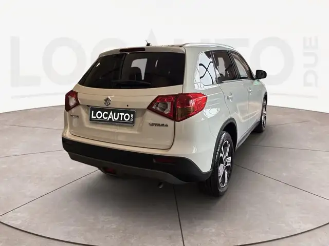Suzuki Vitara view 4