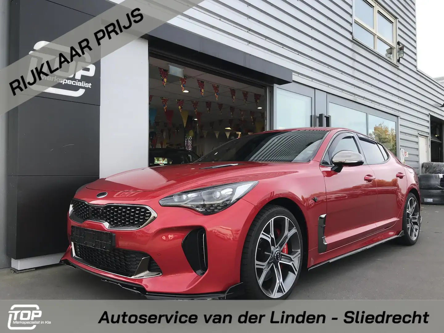 Kia Stinger 3.3 V6 T-GDI AWD GT 370PK Rood - 1