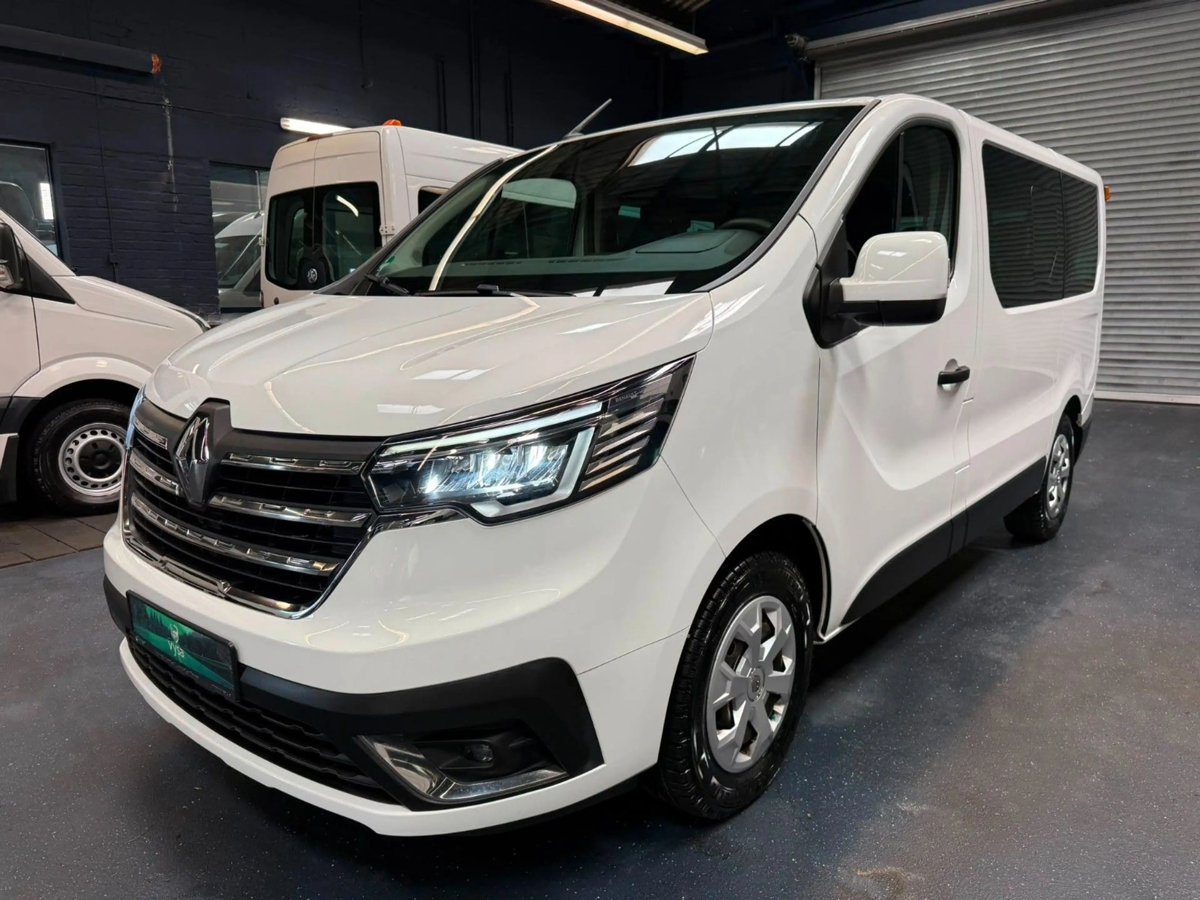 Renault Trafic Kombi L1H1 Life Style 8 Sitze AC LED PDC — photo 2