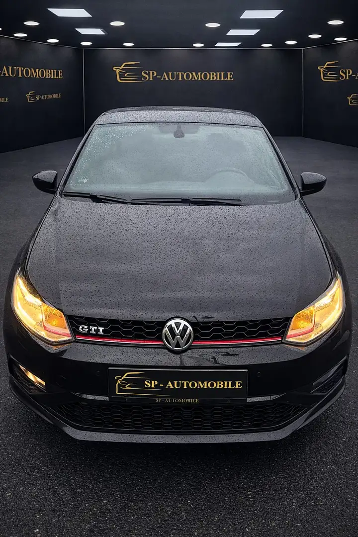 Volkswagen Polo GTI 1,8 TSI DSG Schwarz - 2