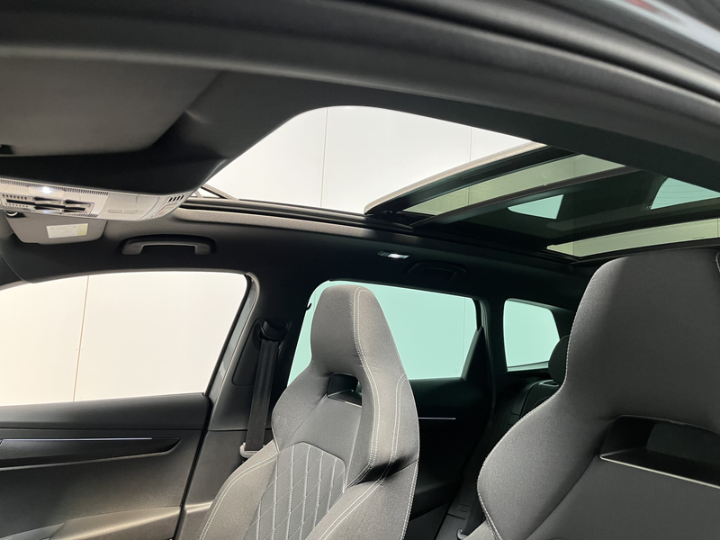 Skoda Karoq 1.5 TSI ACT Sportline Business / AUTOMAAT/ PANODAK — photo 9