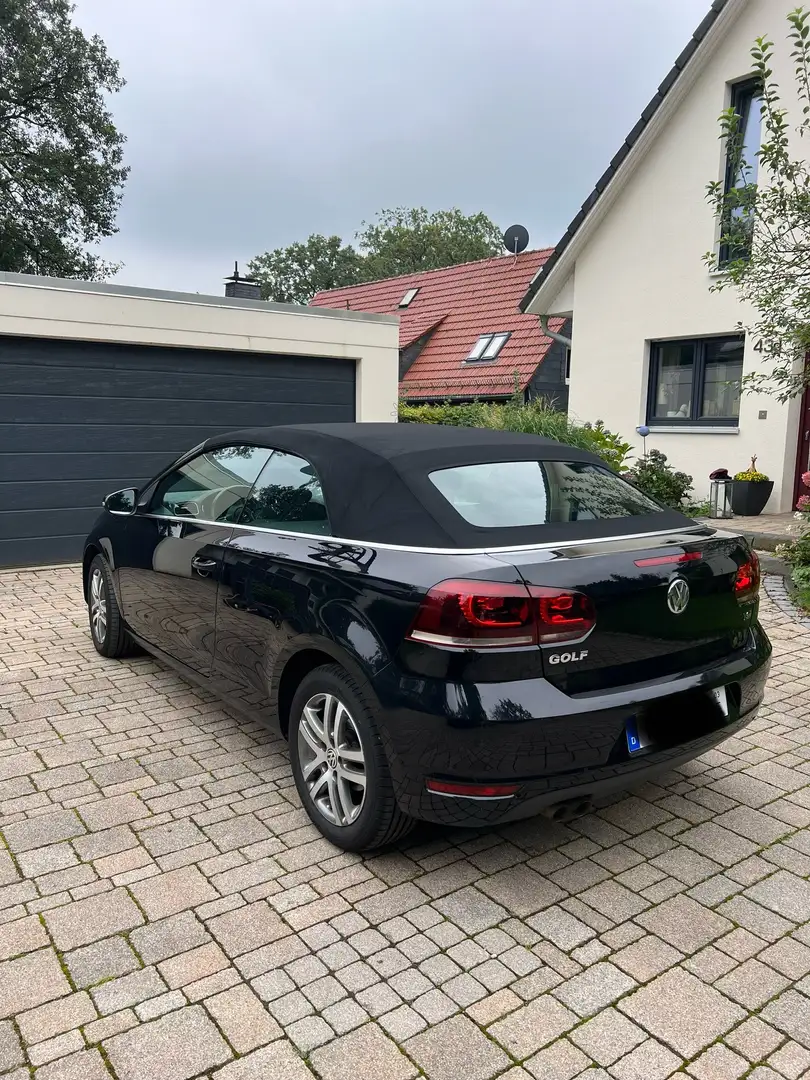 Volkswagen Golf Cabriolet Basis Černá - 2