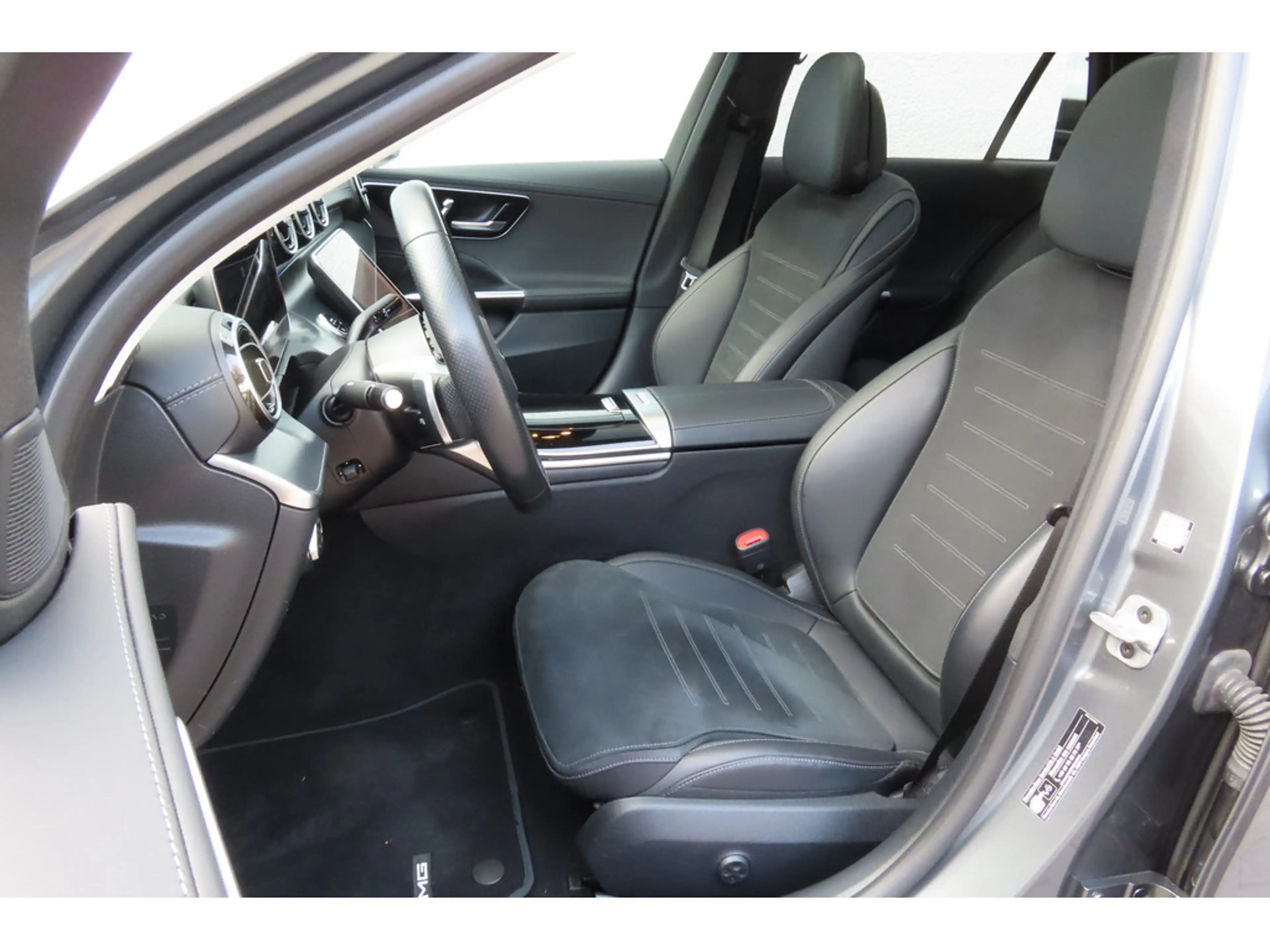 Mercedes-Benz C 220 d T AMG Line AHK NIGHT PAKET LED PANO — photo 11