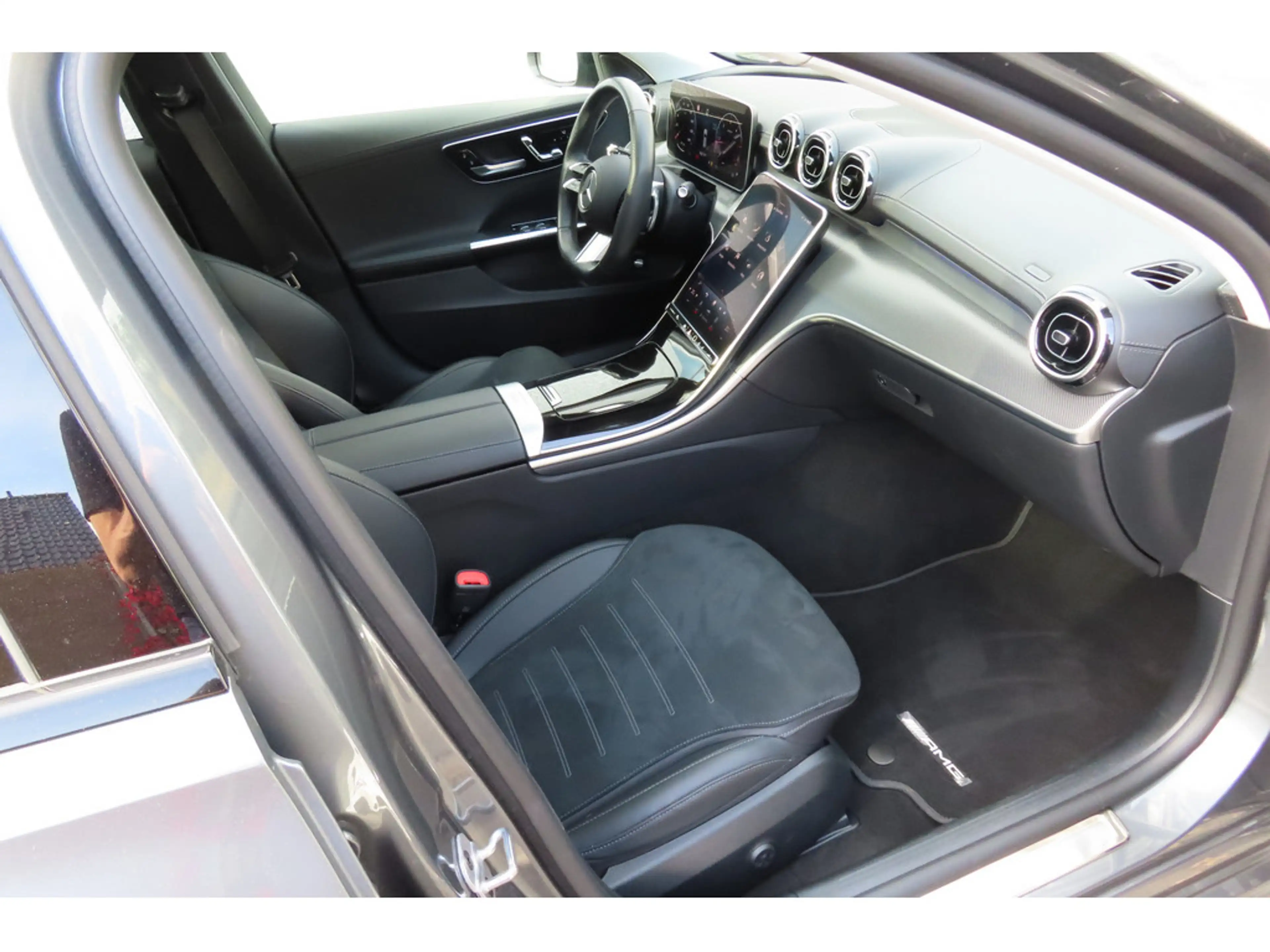 Mercedes-Benz C 220 d T AMG Line AHK NIGHT PAKET LED PANO — photo 12
