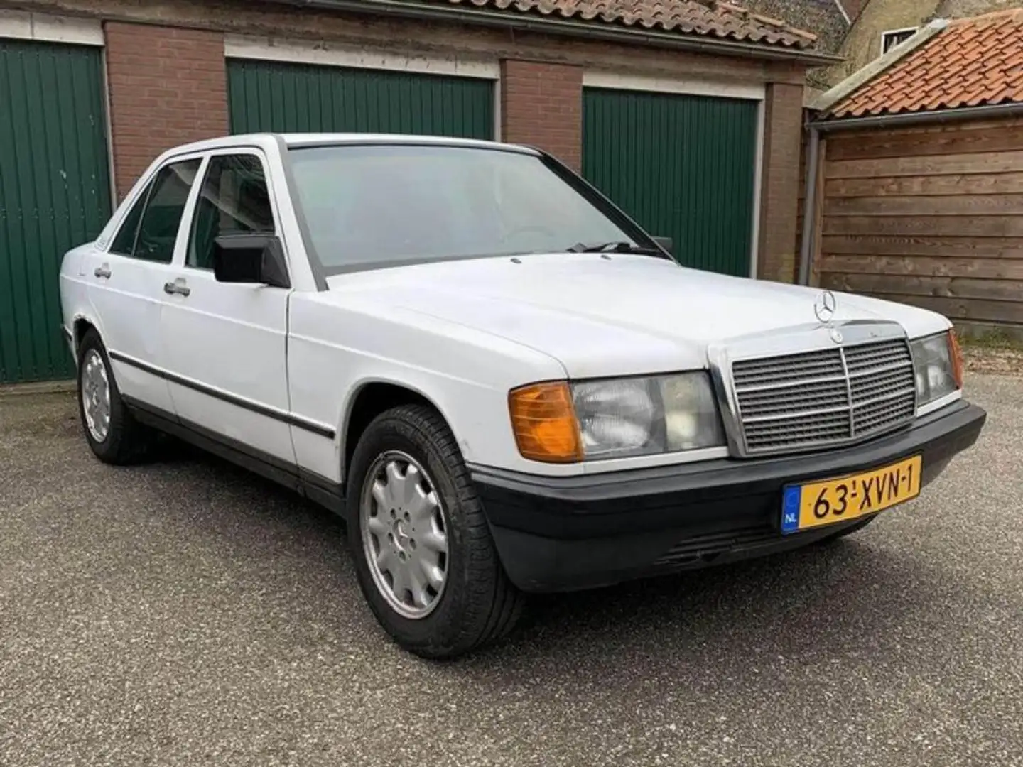 Mercedes-Benz 190 190E 2.0 Wit - 2