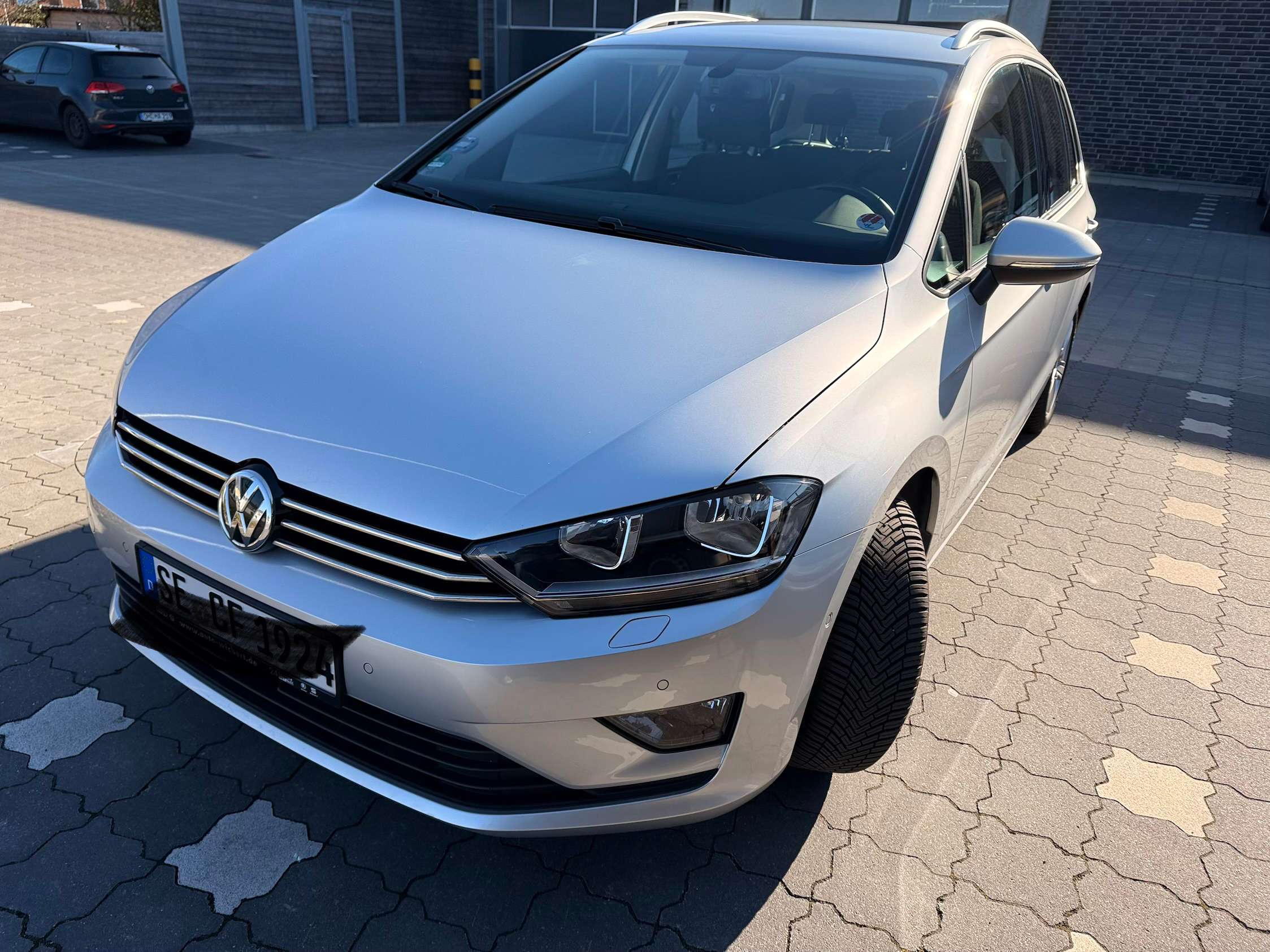Second hand Volkswagen Golf Sportsvan 1.4