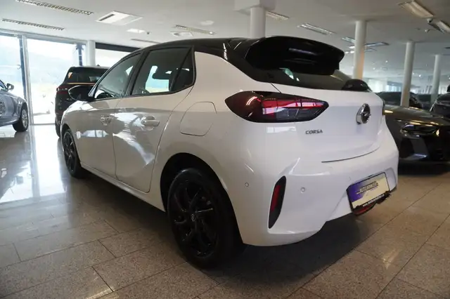 Opel Corsa view 4