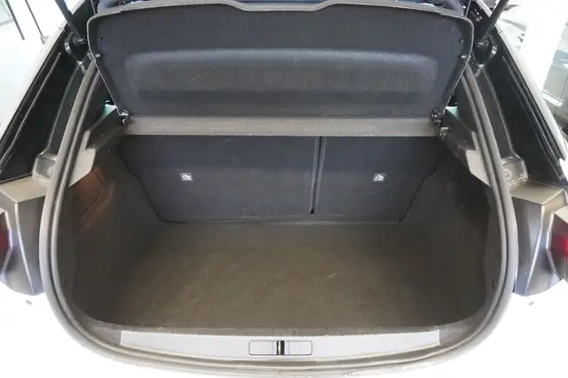 Opel Corsa view 10