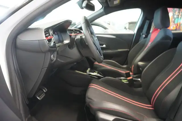Opel Corsa view 8