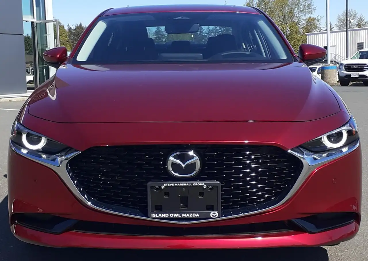 Mazda 3 снимка Mazda 3