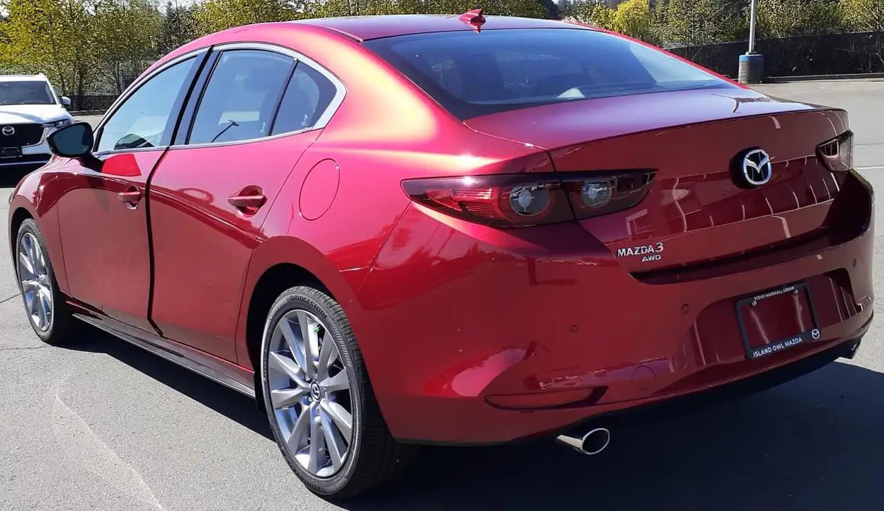 Mazda 3 снимка Mazda 3