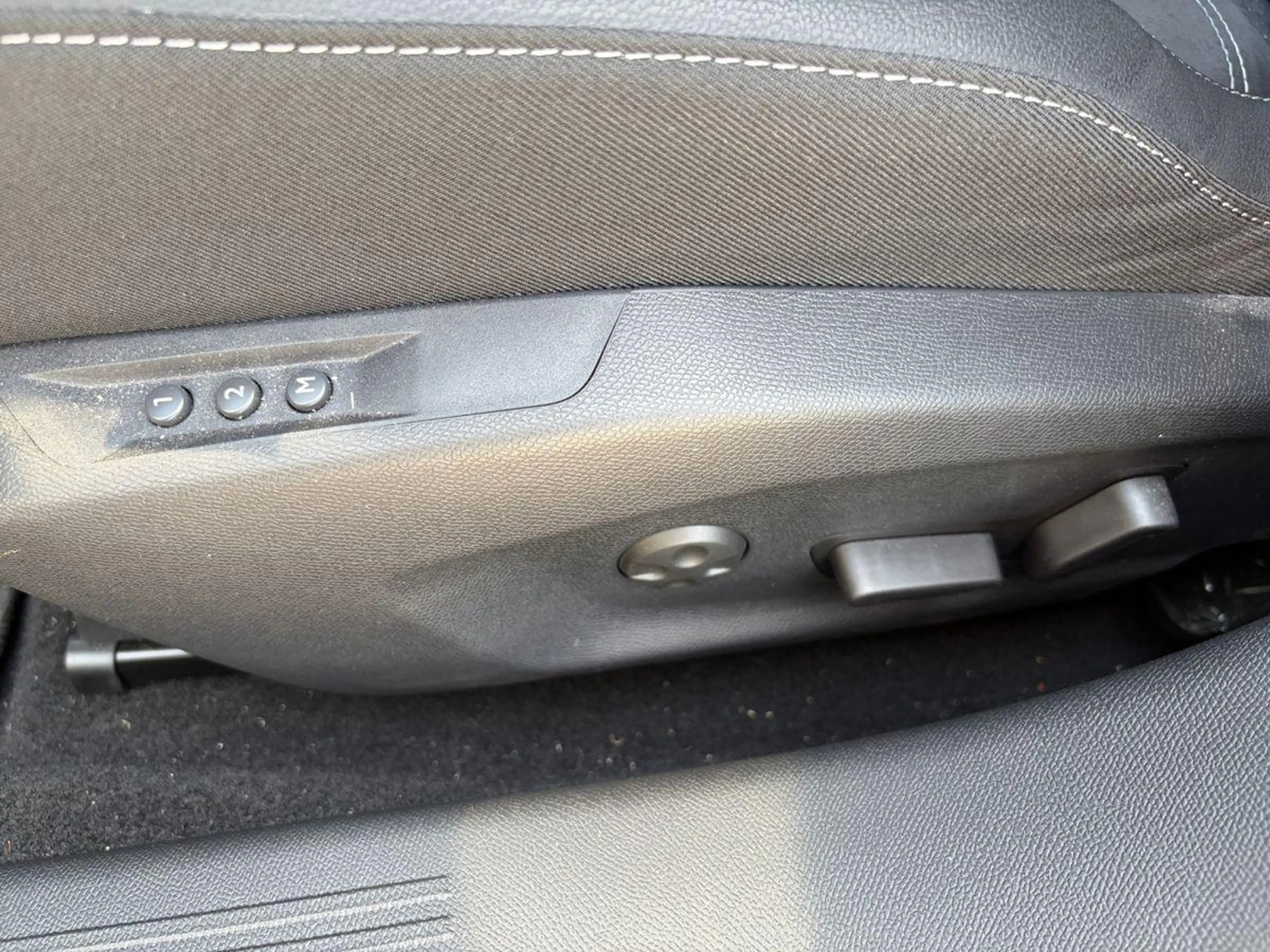 Opel Astra GS Line *ALCANTARA*NAVI*KAMERA*HEAD-UP* — photo 11