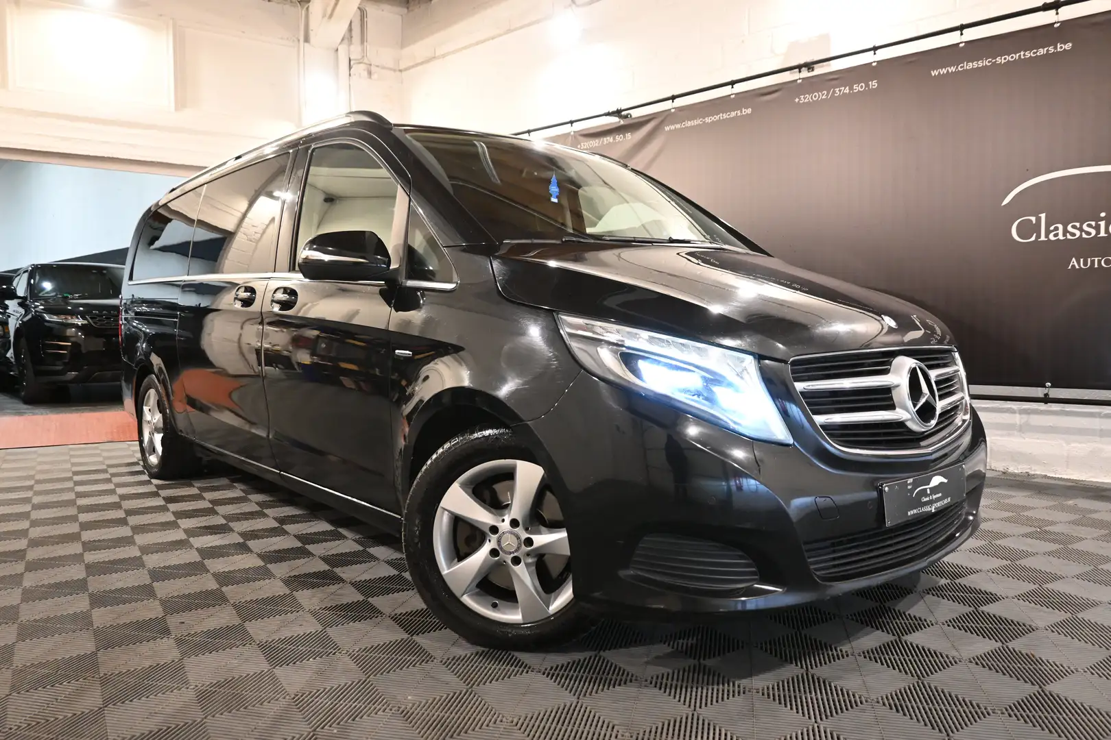 Mercedes-Benz V 250 V 250d LONG / 8 SEATS / 8 PLACES / CAMERA / FULL Black - 2