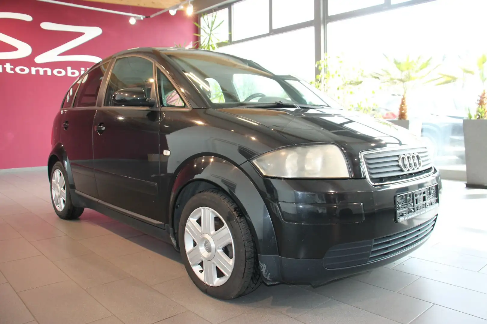 Audi A2 1.4 Schwarz - 1