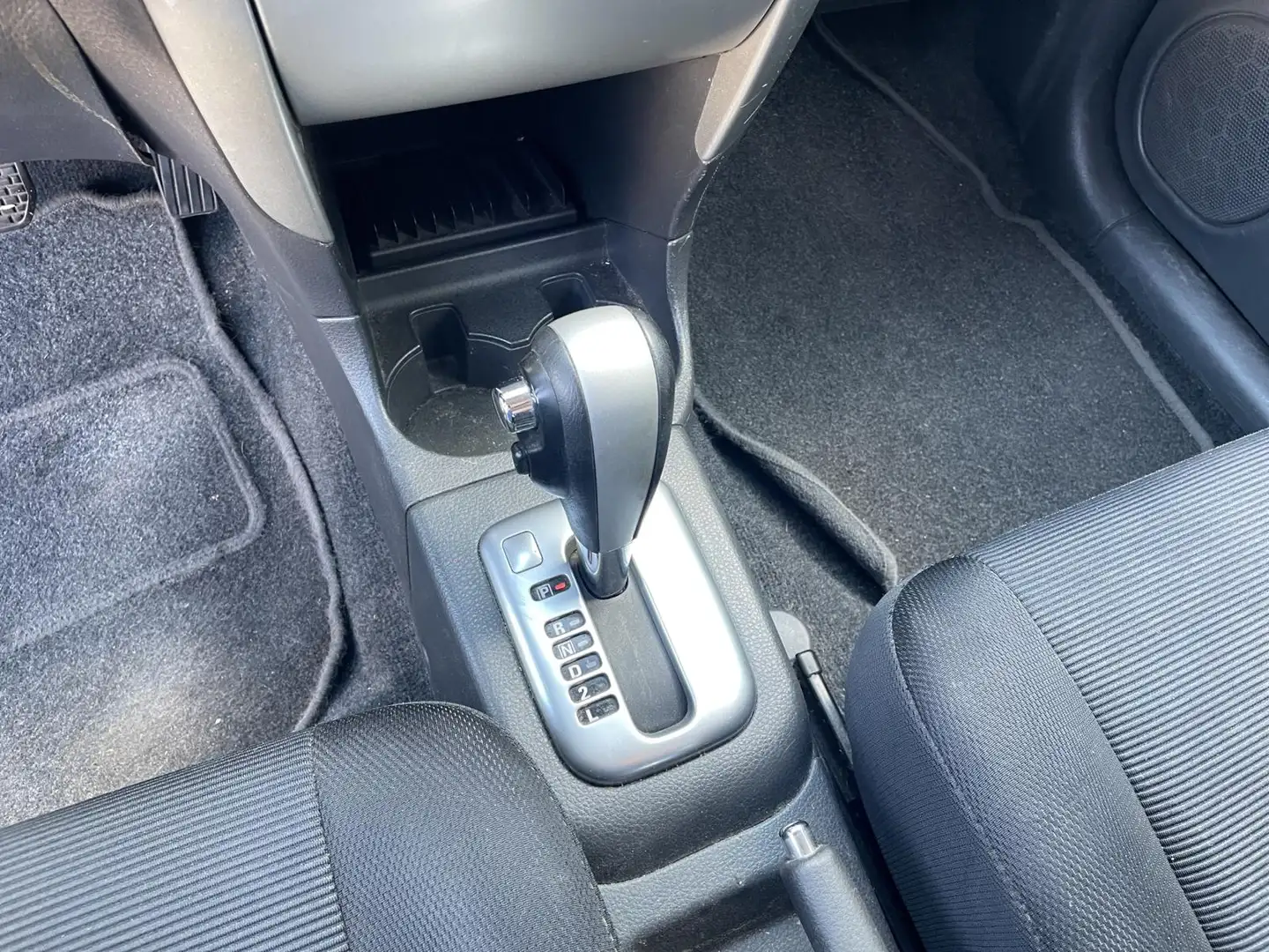 Suzuki Liana 1.6 Exclusive Climate | Automaat | Trekhaak Nieuwe Gris - 2
