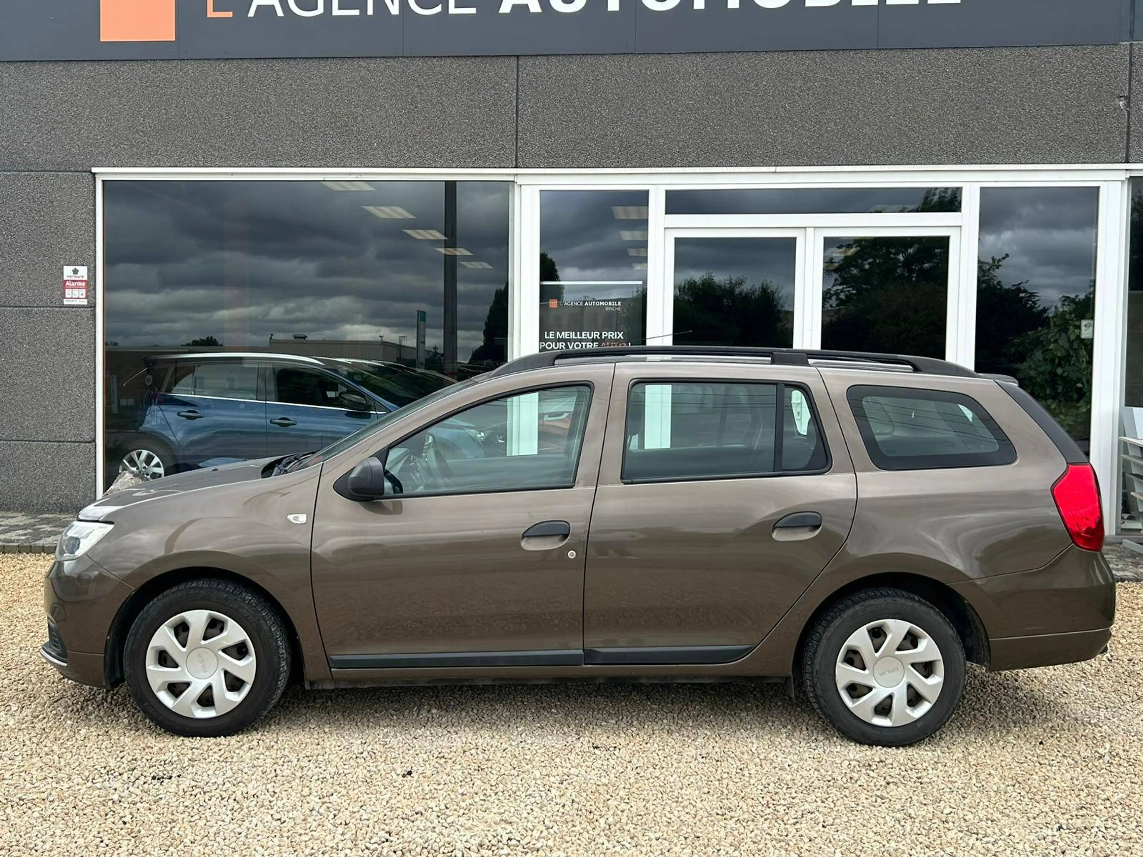 Dacia Logan 📍AGENCE BINCHE - ✅12 MOIS DE GARANTIE — photo 4