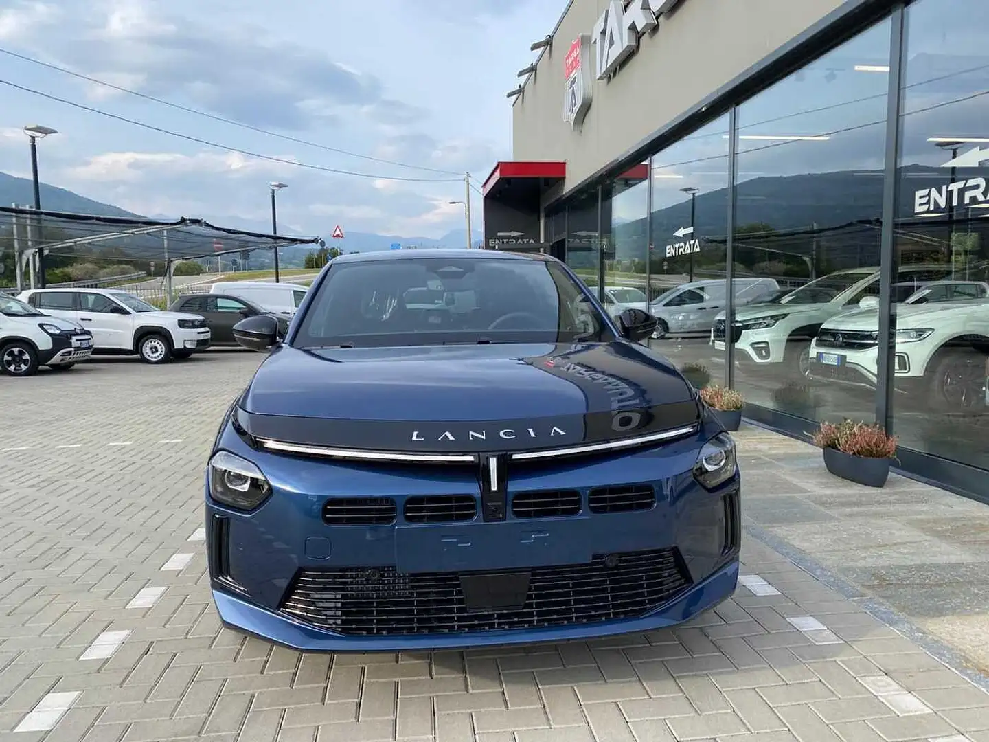 Lancia Ypsilon Hybrid e-DCT LX Blau - 2
