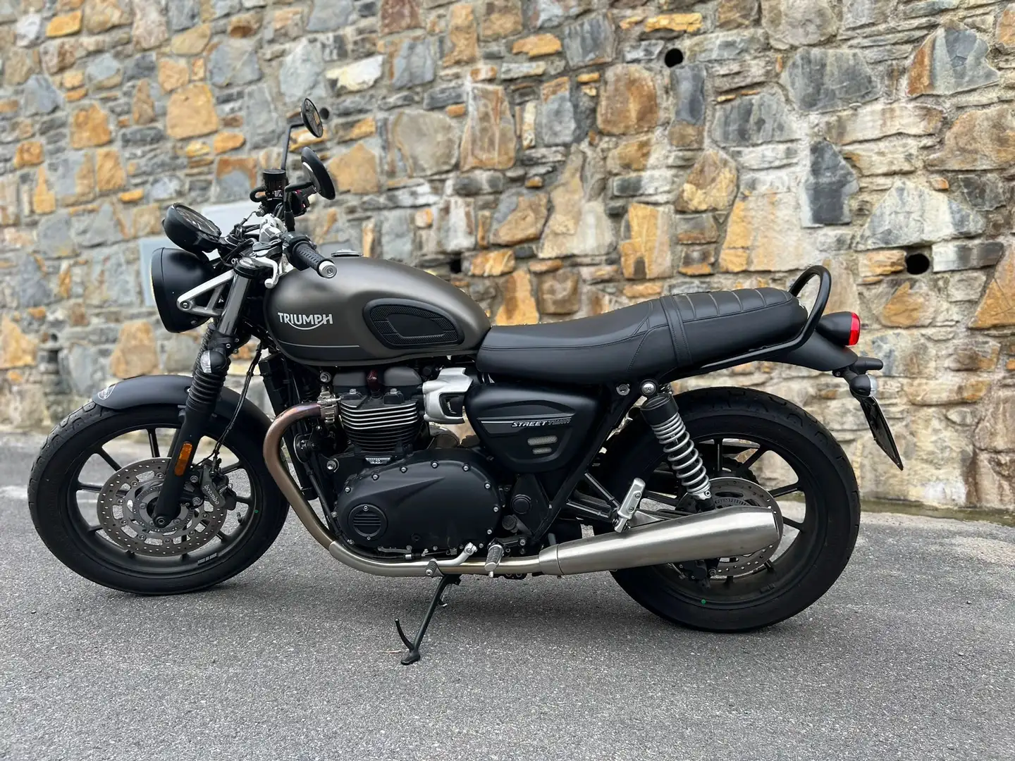 Triumph Speed Twin Gri - 1