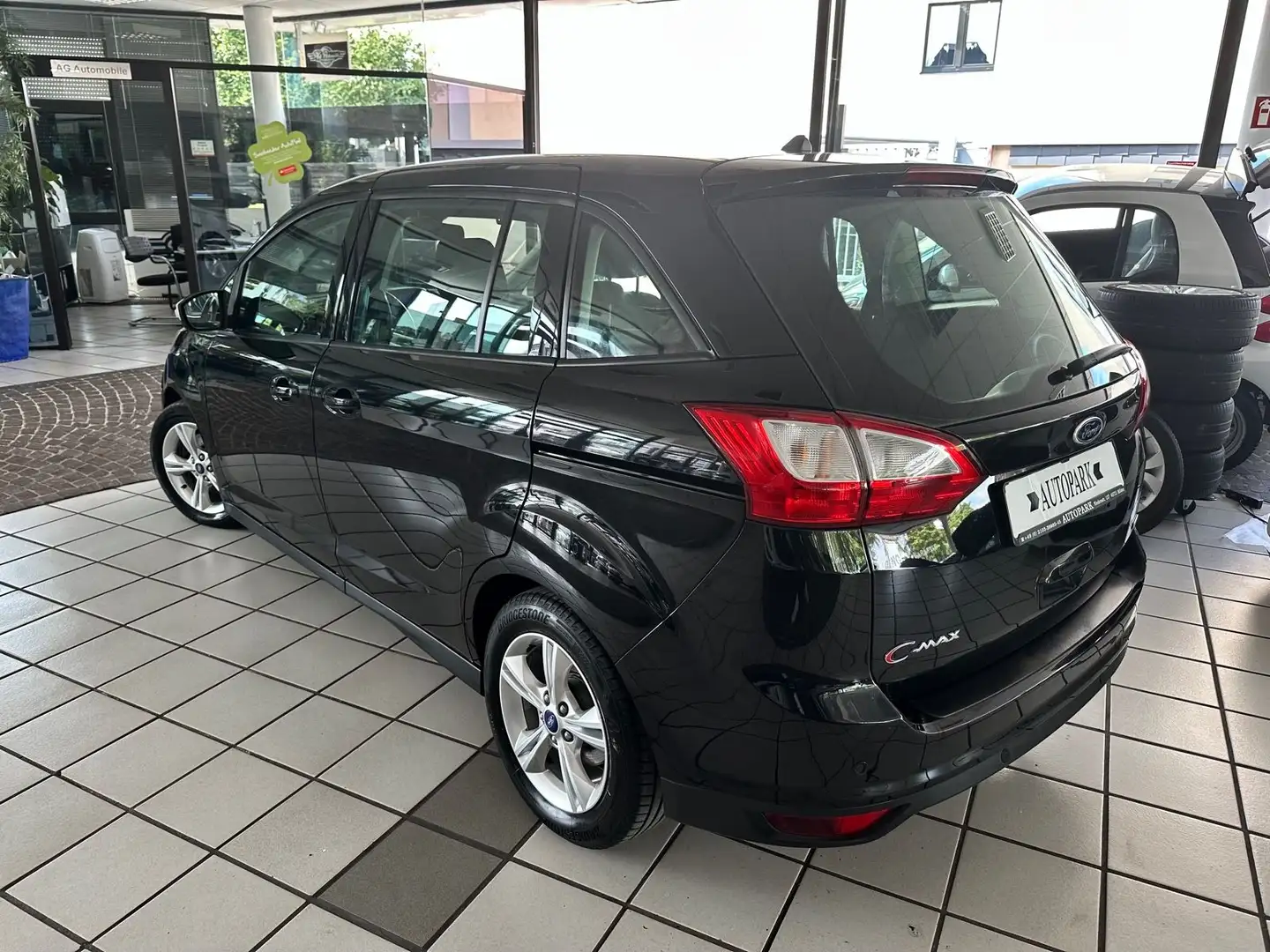 Ford Grand C-Max Grand C-MAX 1.6 TDCI Champions Edition 7-Sitzer! Nero - 2