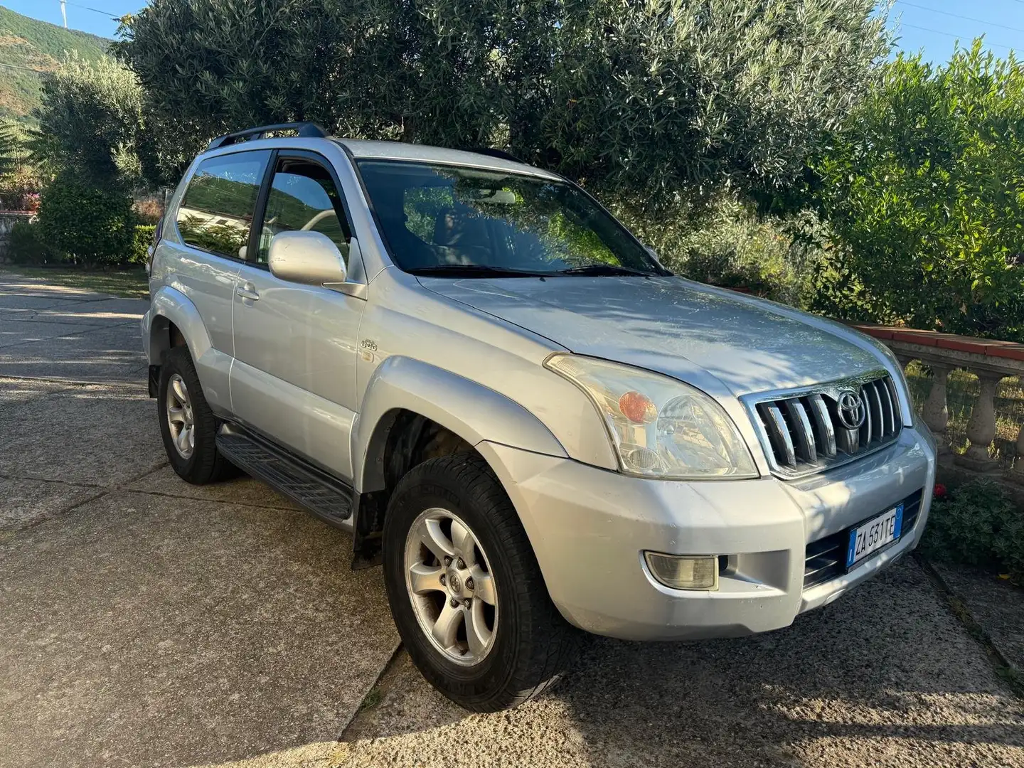 Toyota Land Cruiser Land Cruiser kdj125 3p 3.0 d-4d Sol my05 Silver - 1