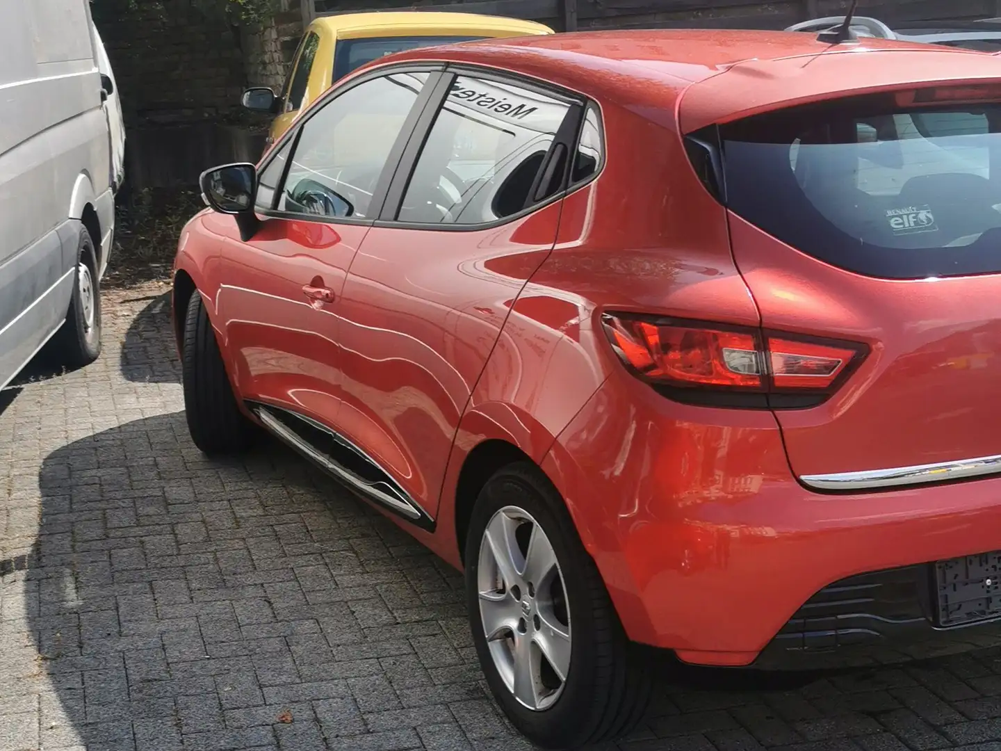 Renault Clio Dynamique Rot - 2