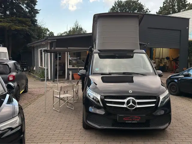Mercedes-Benz V-Class view 3