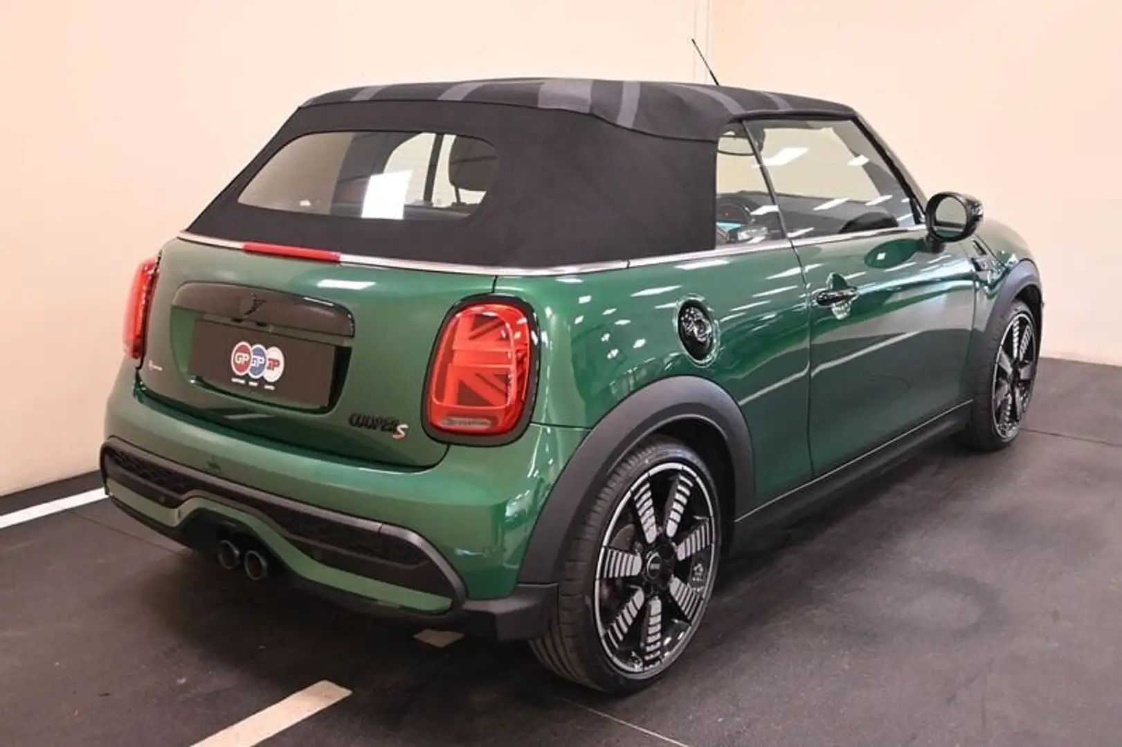 MINI Cooper S Cabrio Yours Aut. Verde - 2
