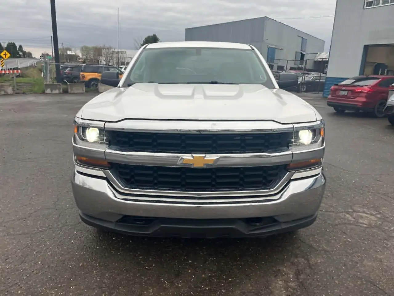 Chevrolet Silverado 1500 снимка Chevrolet Silverado 1500