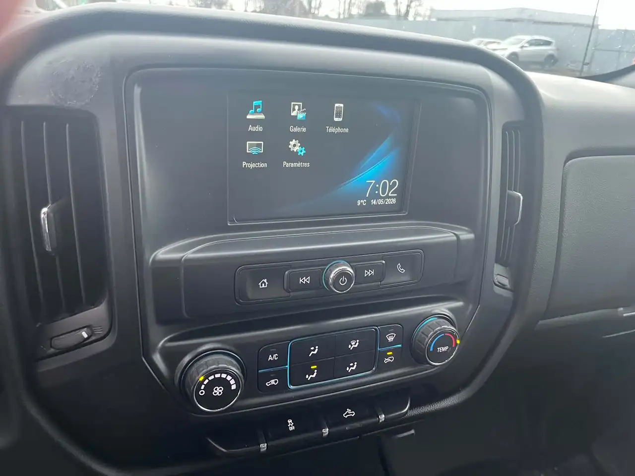 Chevrolet Silverado 1500 снимка Chevrolet Silverado 1500