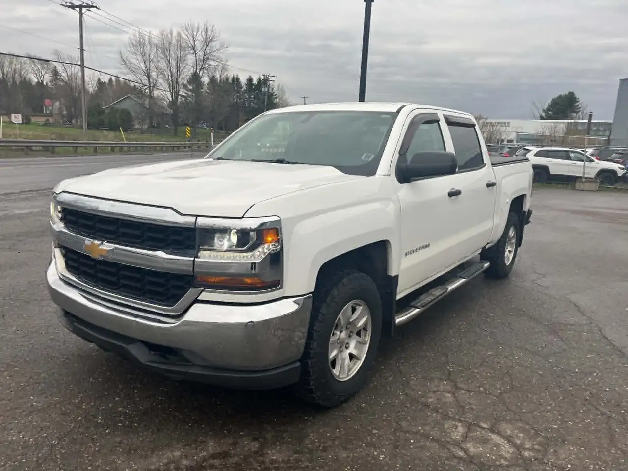 Chevrolet Silverado 1500 снимка Chevrolet Silverado 1500