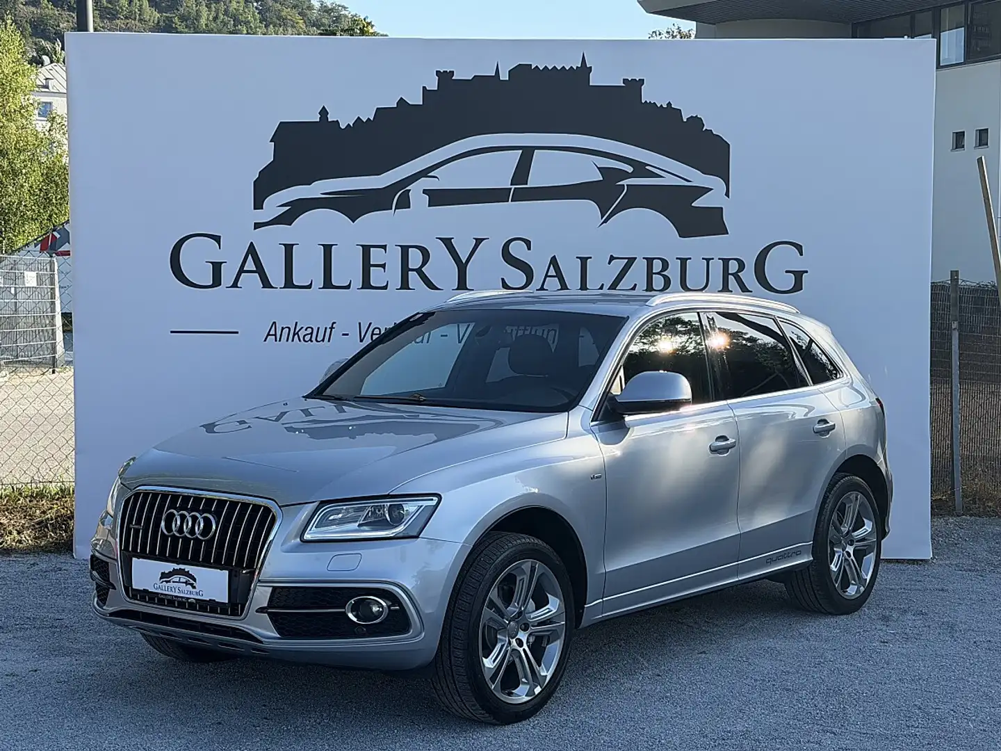 Audi Q5 2,0 TDI quattro Sport DPF S-tronic *S-line* Silber - 1